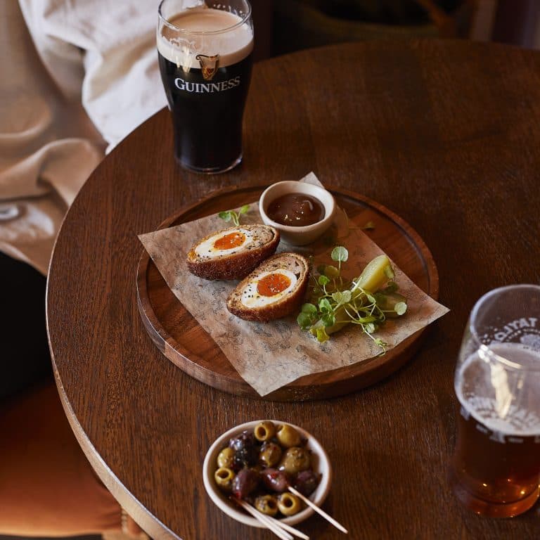 Cover Image for The British Queen Bar Menu