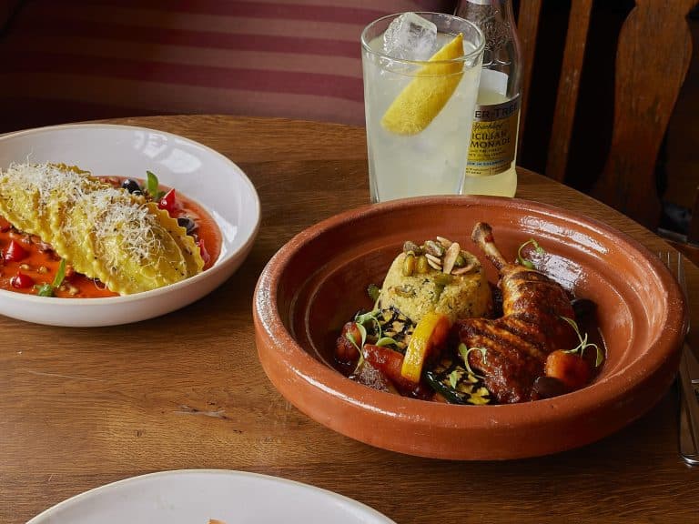 Cover Image for Our à la carte menu at The British Queen